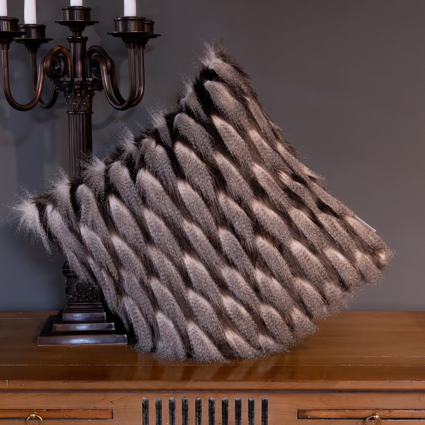 Fellimitat Kissenhülle Silberfell 48x48 cm