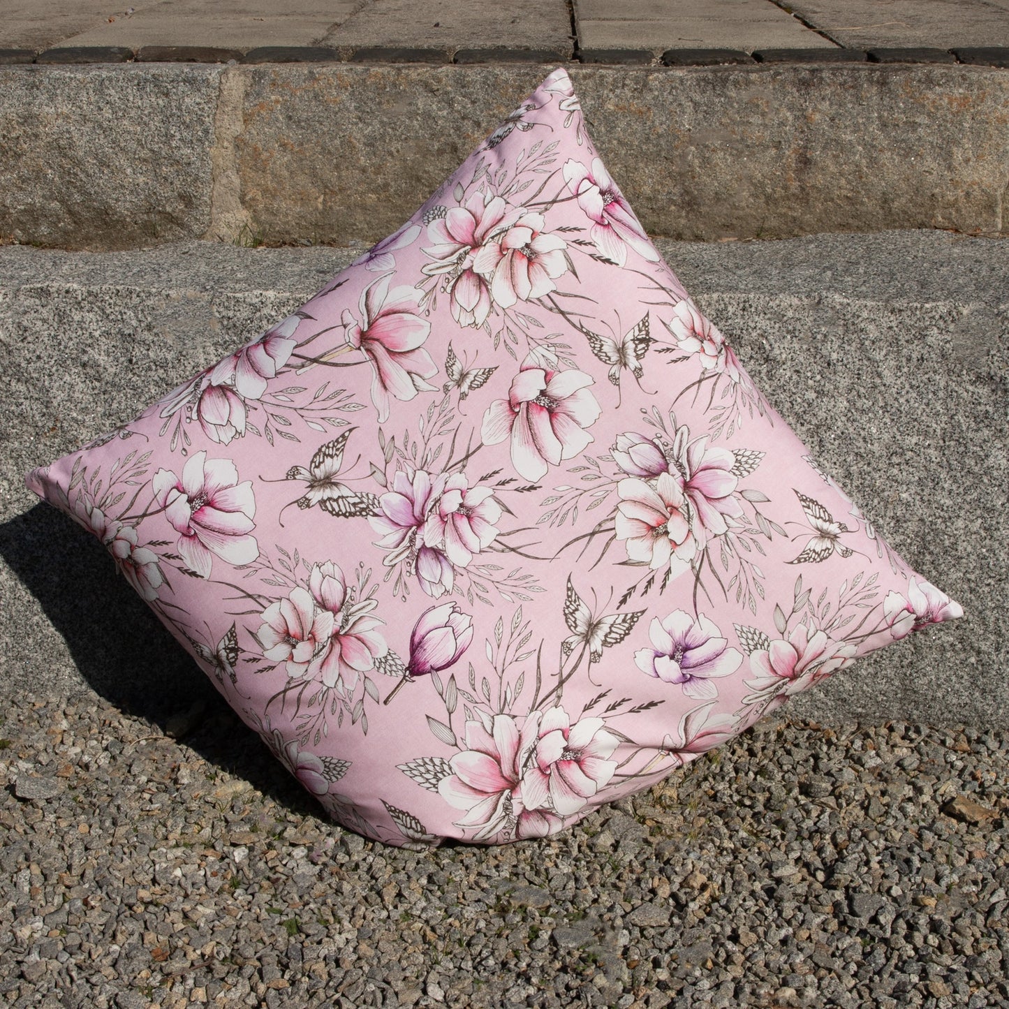 Kissenhülle Flügelspiel - Monteria Flower 40x40 cm