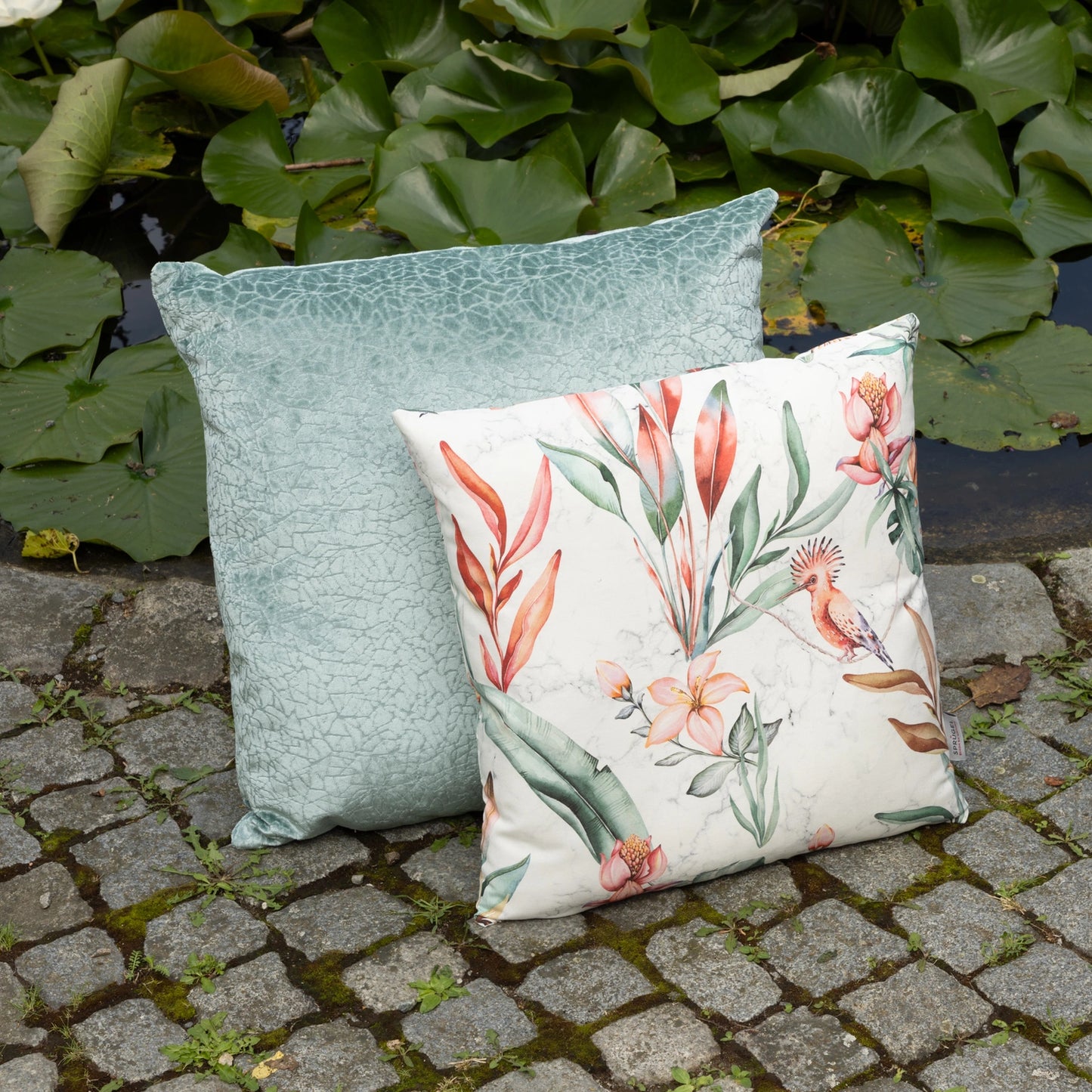 Kissenhülle Blütendschungel - Lionela Bird 60x60 cm