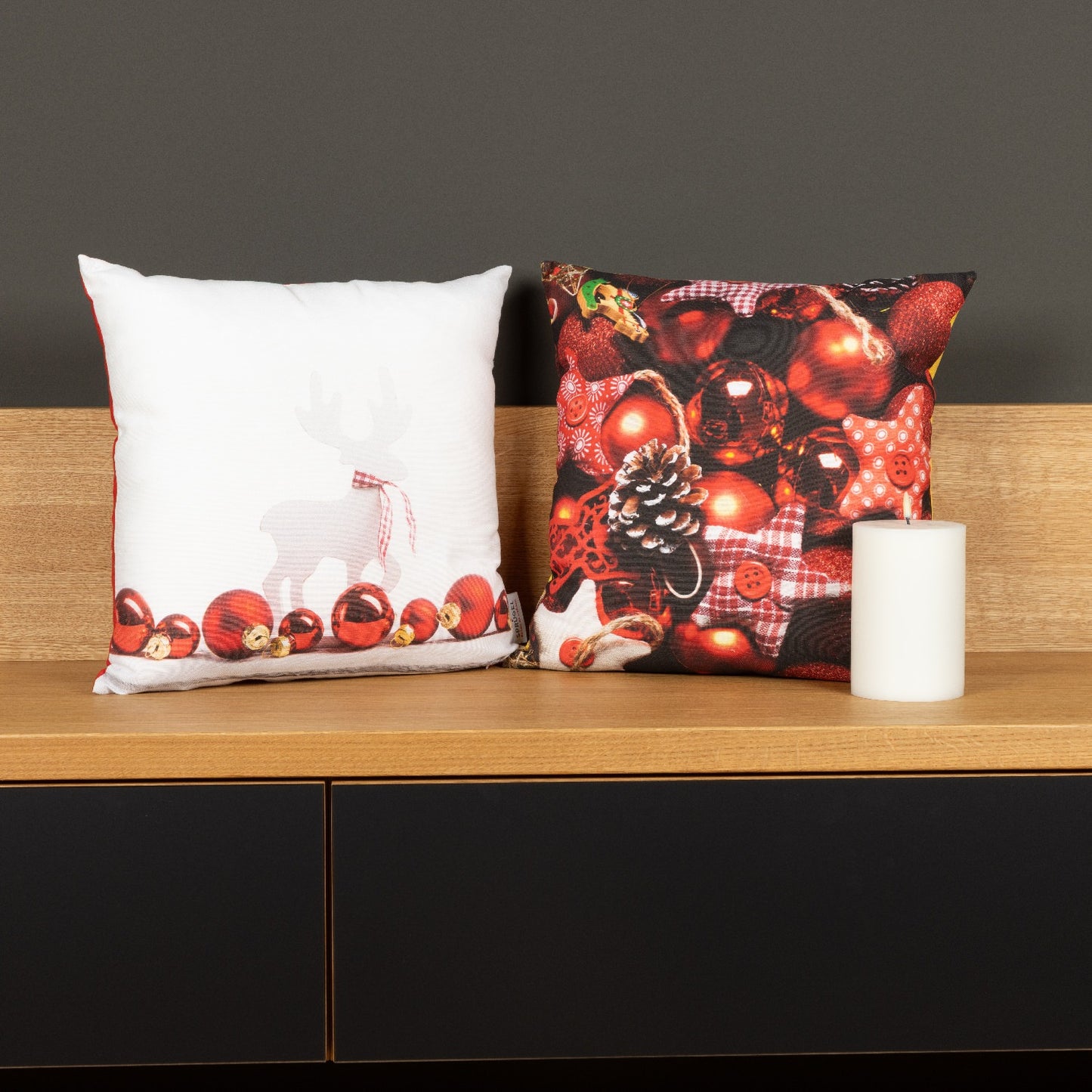 Kissenhülle mit Tannenzapfen, Christbaumkugeln, Sternen und Knöpfen - X-Mas Potpourri - SPRÜGEL