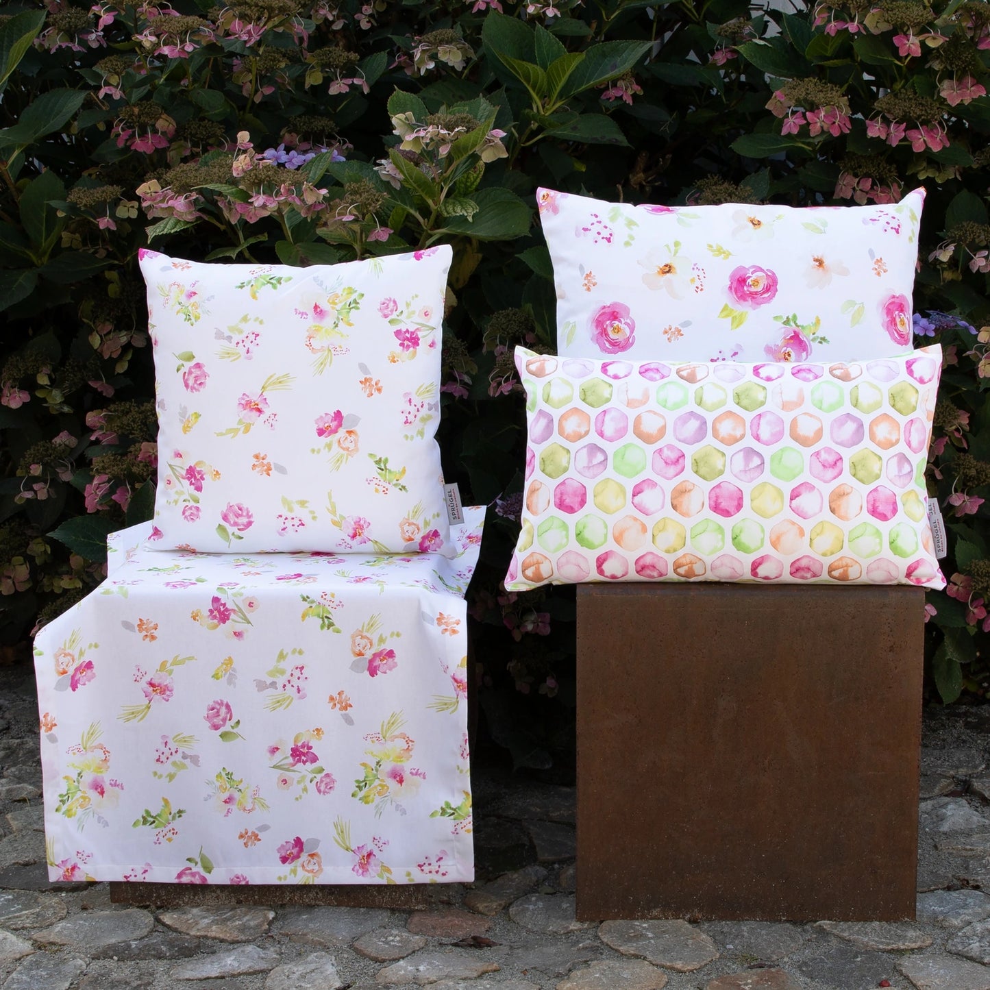 Kissenhülle Blütenwind - Merida Florett 40x40 cm