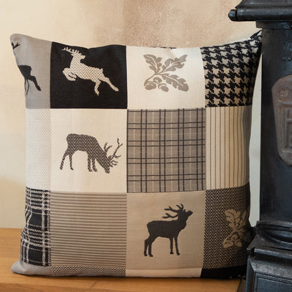 Kissenhülle Felix Patchwork Black 50x50 cm | Fein & Glatt - Hirsch Patchwork Schwarz Creme
