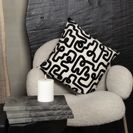 Kissenhülle Bonea Labyrinth 45x45 cm | Schwer & Griffig - Geschwungenes Muster Creme Schwarz