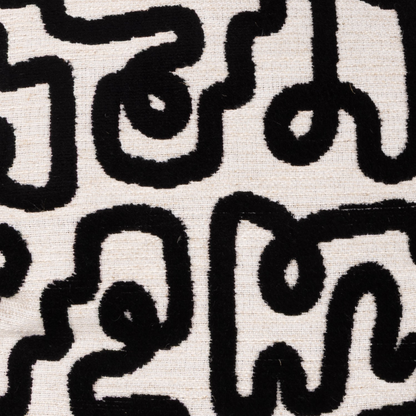 Kissenhülle Bonea Labyrinth 45x45 cm | Schwer & Griffig - Geschwungenes Muster Creme Schwarz