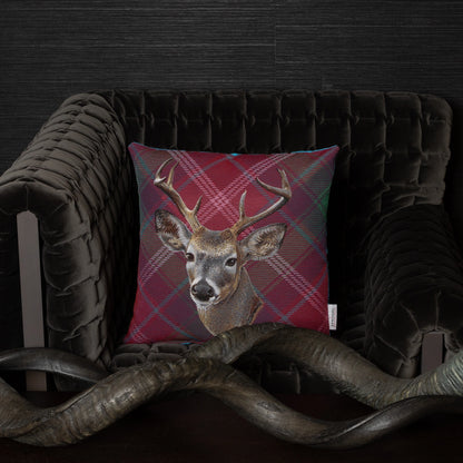 Gobelin Kissenhülle mit Hirsch im Chalet-Stil - Check Deer rot 45x45 cm