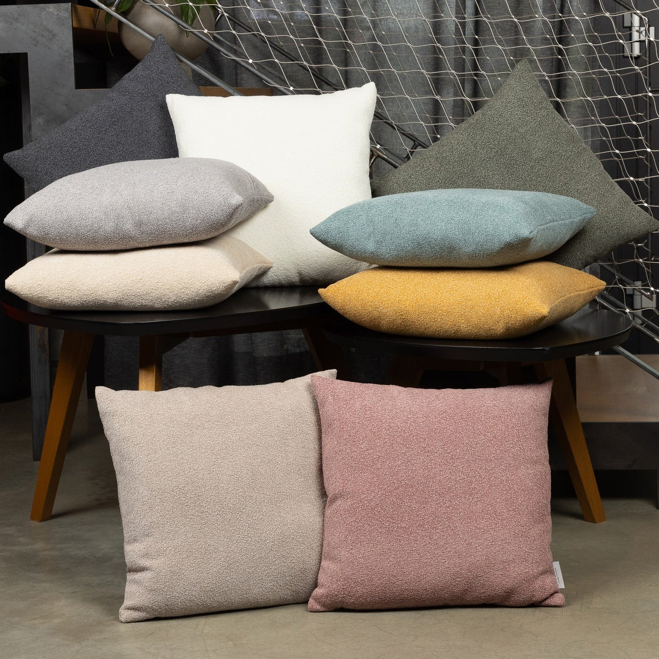 Premium Bouclé Nora 45x45 cm | fühlbar-griffig & wärmend | Noppen, Knoten & Verdickungen
